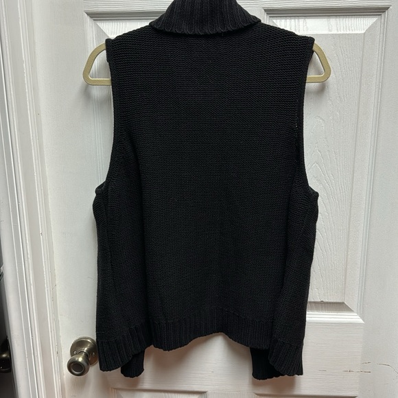 STYLE AND COMPANY SWEATER VEST - Picture 2 of 9